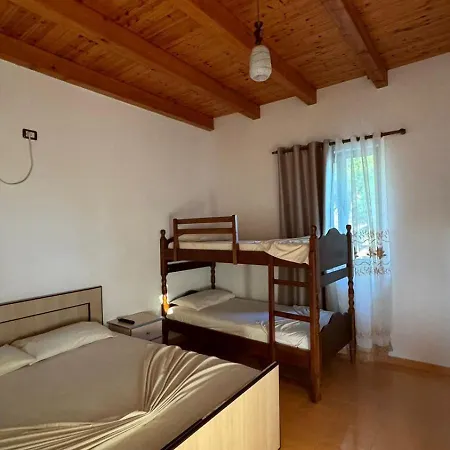Guest house Bregdeti *